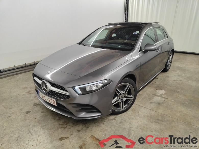 Mercedes-Benz A-Klasse A 250 e 5d #4