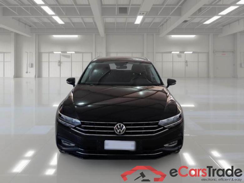 Volkswagen 8 VOLKSWAGEN PASSAT / 2019 / 5P / STATION WAGON VAR. 2.0TDI SCR EVO 110KW BUSIN. BMT DSG #6