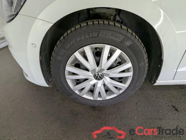 Volkswagen Touran ´15 Touran Highline BMT/Start-Stopp 2.0 TDI 110KW AT7 E6d #6