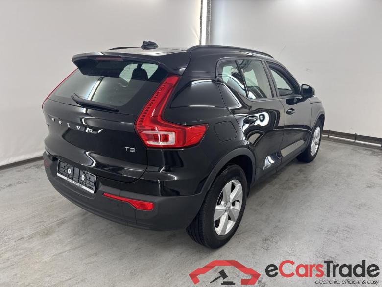 VOLVO XC40 1.5 T2 MOMENTUM CORE #4