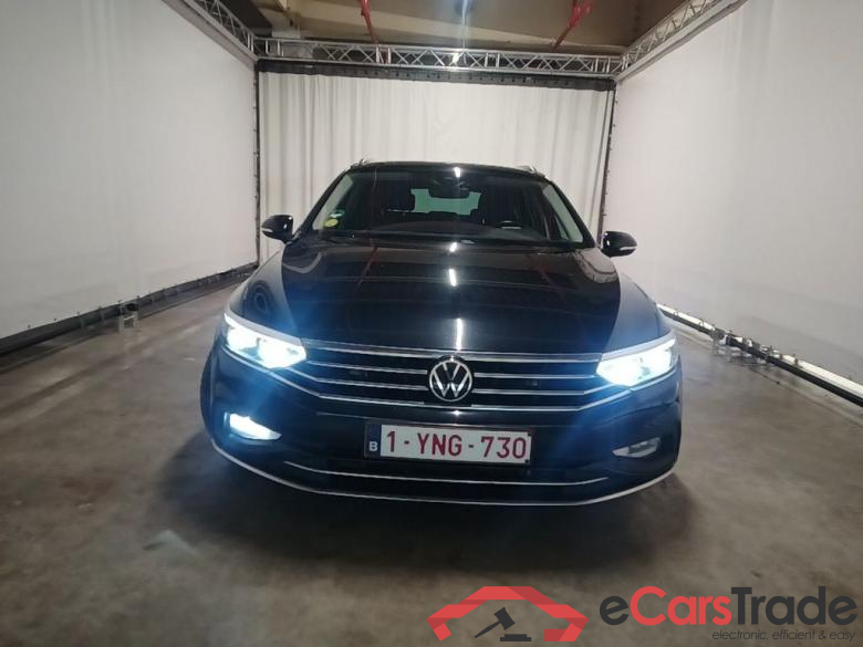 Volkswagen Passat Variant 2.0 TDI SCR 110kW DSG7 Elegance Business 5d