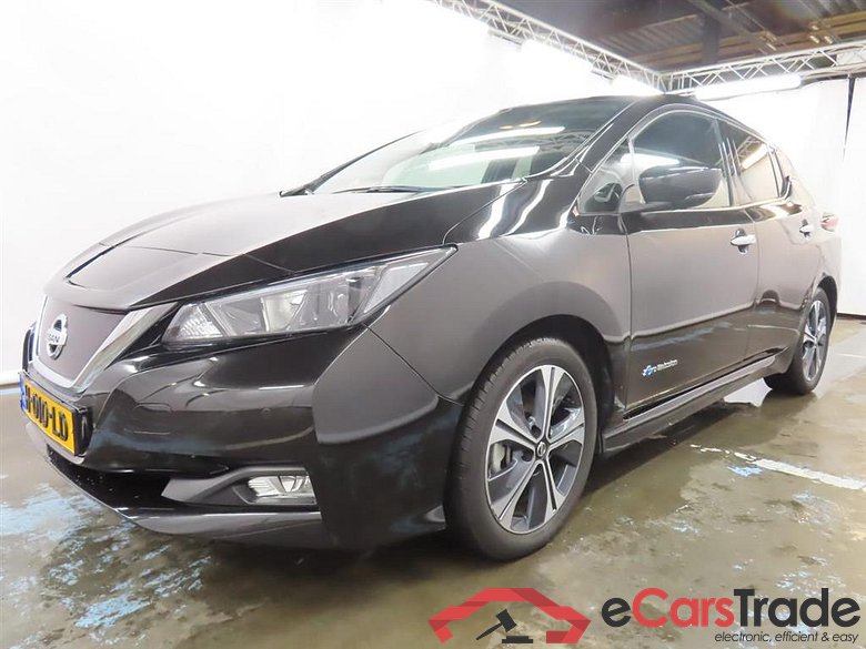 NISSAN Leaf N-Connecta 40 kWh #1