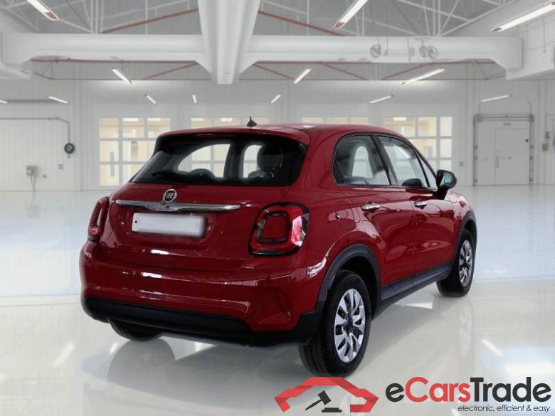 Fiat 17 FIAT 500X / 2018 / 5P / CROSSOVER 1.3 MJET 95CV 4X2 URBAN #2