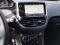 preview Peugeot 208 #5