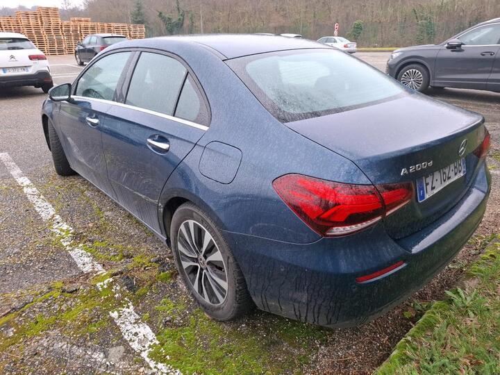 Mercedes A 200d Limousine Aut. LED-Multibeam Widescreen Navi Ambient 1/2 Sport-Leather KeylessGo Camera Klima PDC ... #4