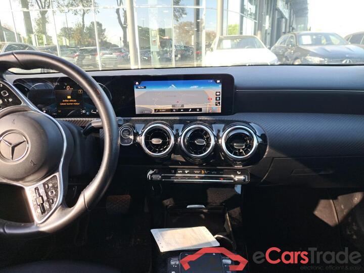Mercedes A 180d Aut. LED-Xenon Widescreen Navi 1/2 Sport-Leather KeylessGo Camera Klima PDC ... #6