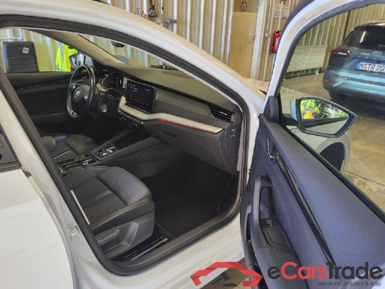 Skoda Octavia Wagon ´20 Octavia Combi Ambition 2.0 TDI 110KW AT7 E6d #6