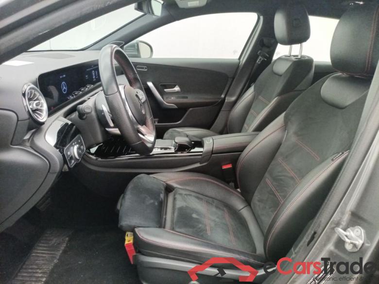 Mercedes-Benz A-Klasse Limousine A 180 d DCT Launch Edition 4d #6