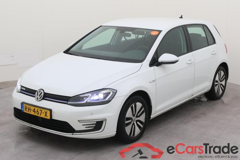 VOLKSWAGEN e-Golf  #1