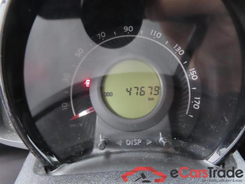 TOYOTA Aygo 1.0 VVT-i x-play #4