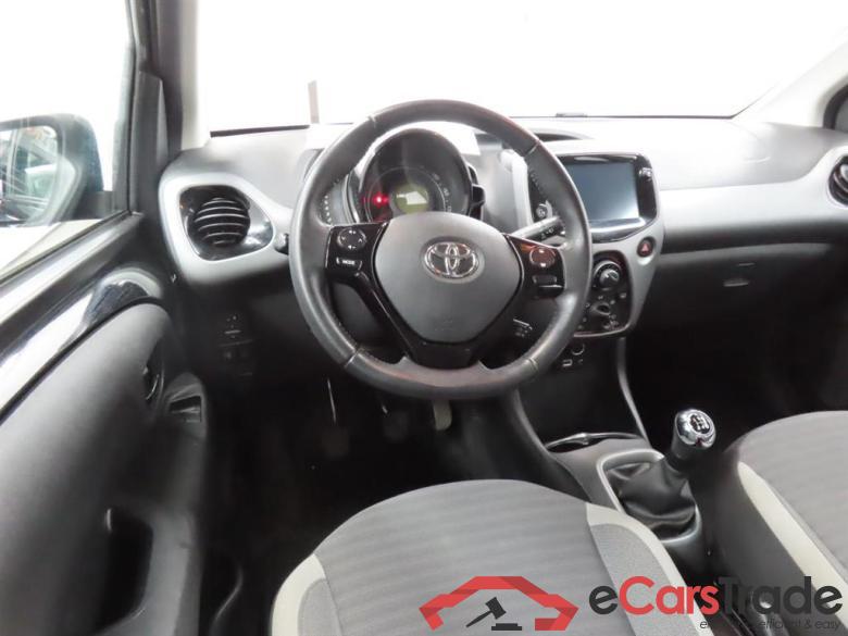 TOYOTA Aygo 1.0 VVT-i x-play #3