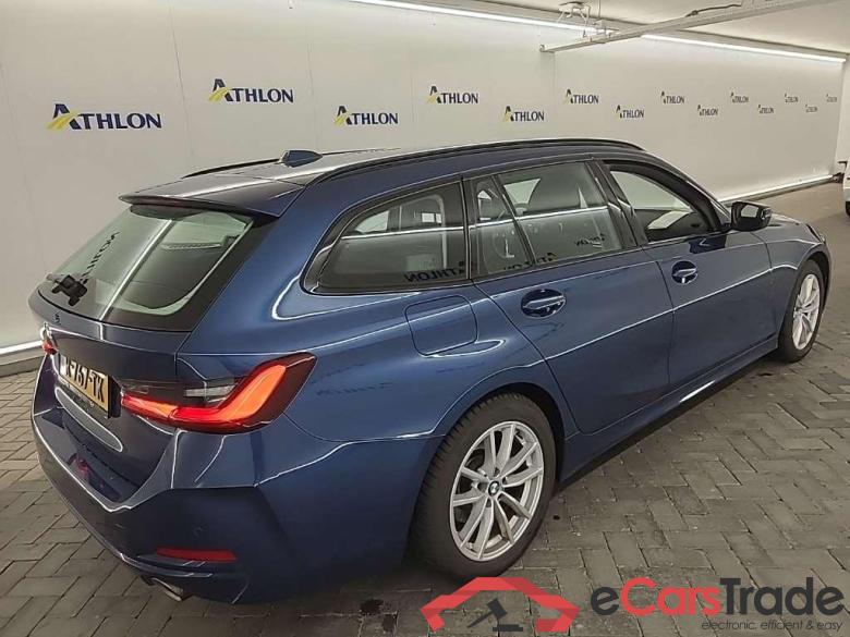 BMW 3-serie Touring 318iA 5D 115kW #3