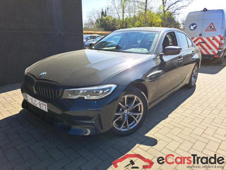 BMW - BMW 3 BERLINE 320dA 190PK Sport Pack Business & LED HeadLights & Vernasca Heated Seats & Live CockPit Pro & PDC Front & Rear