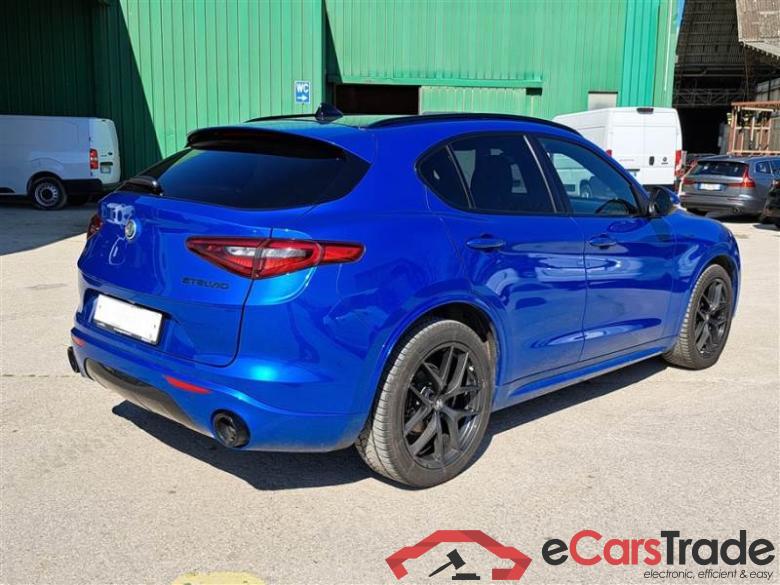 AlfaRomeo 70 ALFA ROMEO STELVIO / 2017 / 5P / SUV 2.2 TURBO DIESEL 210CV VELOCE AT8 Q4 #2