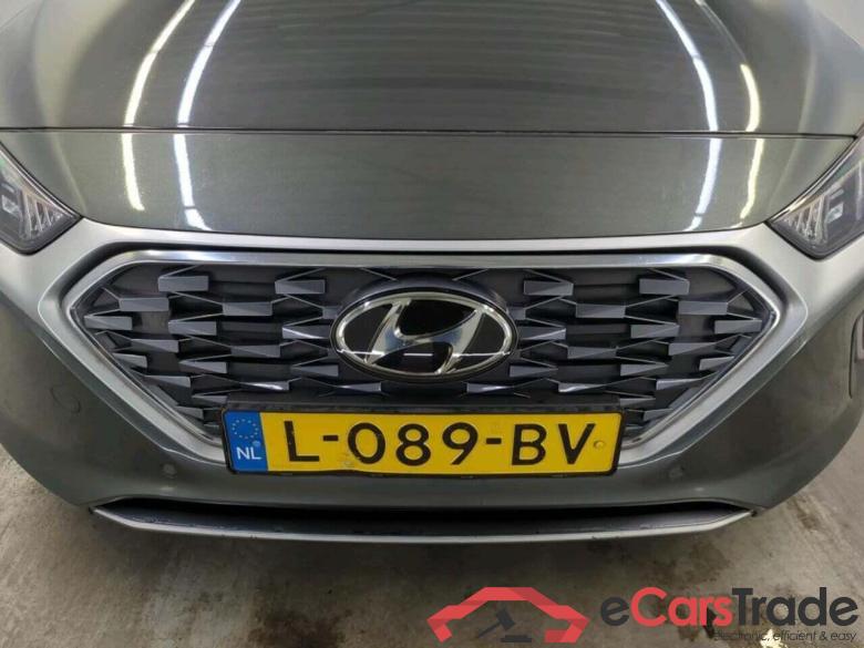 HYUNDAI IONIQ 1.6 GDi Premium #4