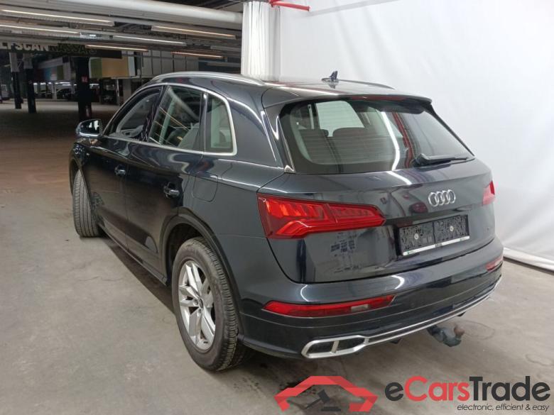 Audi Q5 Sport 55 TFSi e S tronic quattro 5d #3