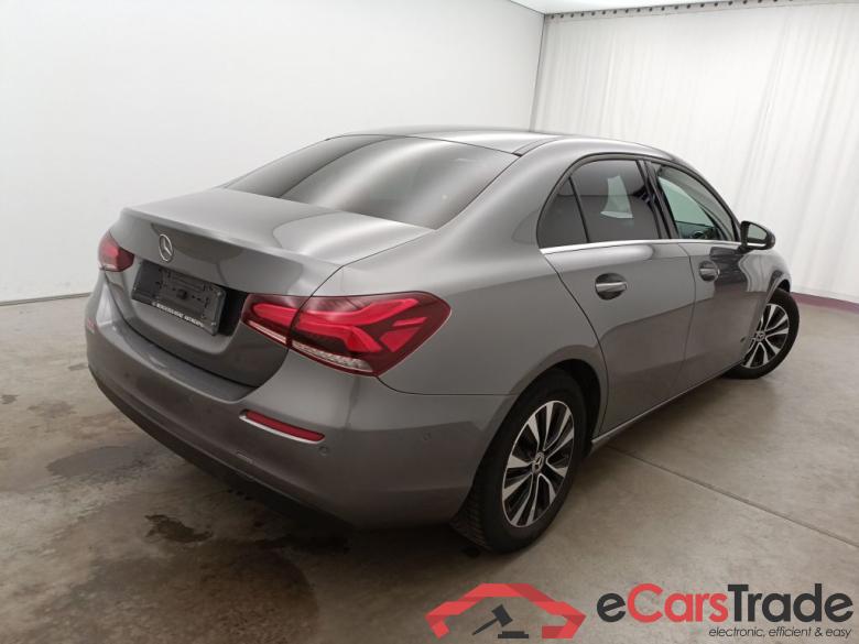 Mercedes-Benz A-Klasse Limousine A 180 d DCT Business Solution 4d #5