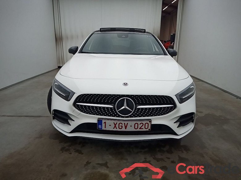 Mercedes-Benz A-Klasse A 220 DCT Launch Edition 5d #1