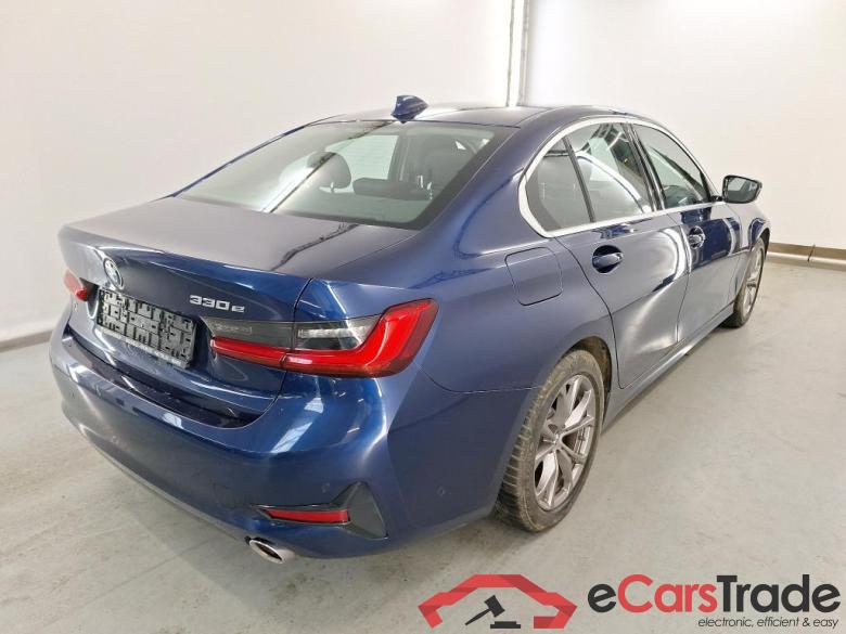 BMW 3 - 2019 330eA PHEV ACO Business Edition Model Sport #4