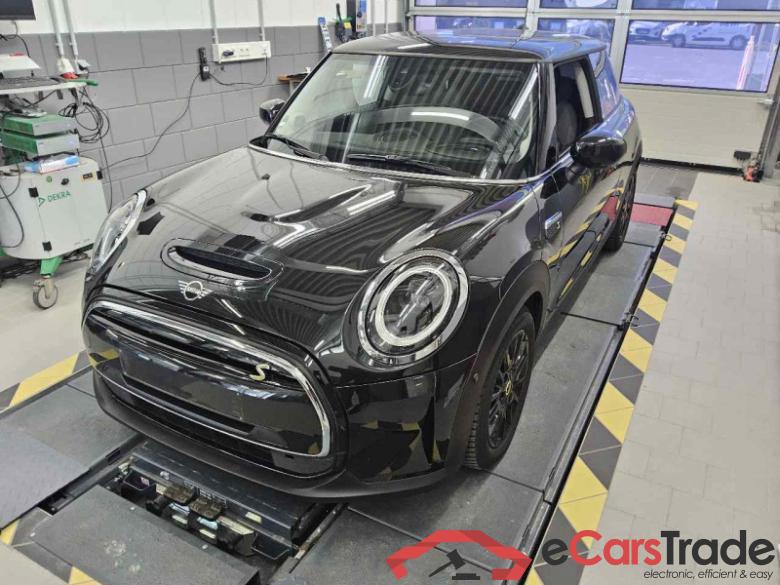MINI Mini 3-trg. (F56)(2013->) DE - LimS3 SE, Cooper SE Classic Trim, (Facelift 2) 2021 - 2024 #1