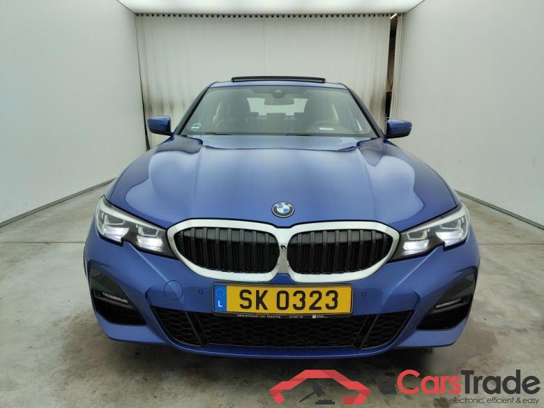 BMW 3 DIESEL - 2019 318 d 150 AdBlue (EU6d-TEMP) 4d Auto #1