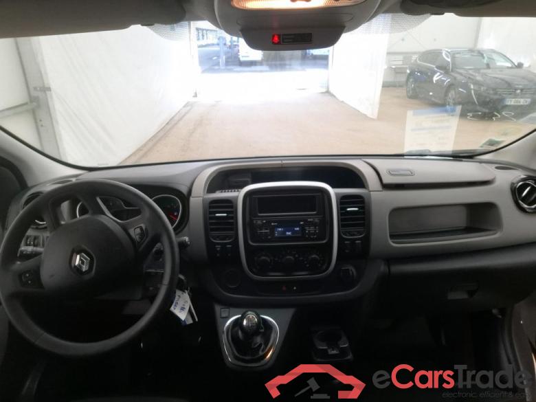 Renault FG GCFL1H1 1000 dCi95 E6 RENAULT Trafic VU 4p Fourgon FG GCFL1H1 1000 dCi95 E6 #5