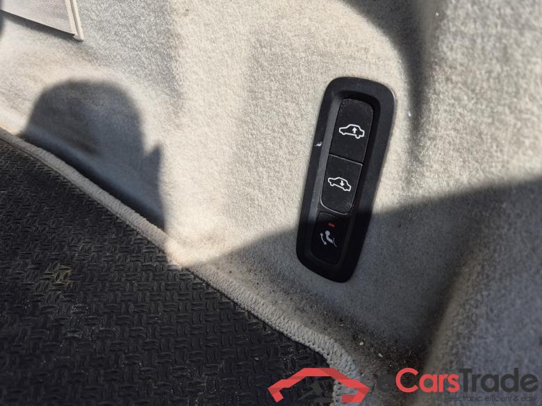 VOLVO XC60 2.0 T8 TE AWD PHEV Inscription Gear. #4