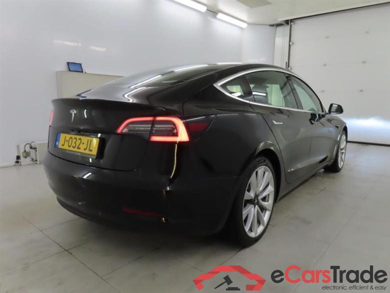 Tesla Model 3 Stnd.RWD Plus 60 kWh #2