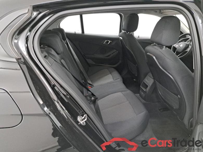 BMW 1 SERIES HATCH 1.5 116DA (85KW) Driving Assistant Model Advantage Business Storage #6