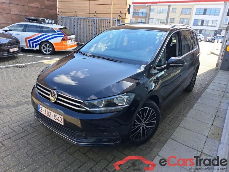 VOLKSWAGEN - VW  TOURAN TDi 122PK Highline Pack Business & Family & Winter & Nav Discover Media & PDC #1