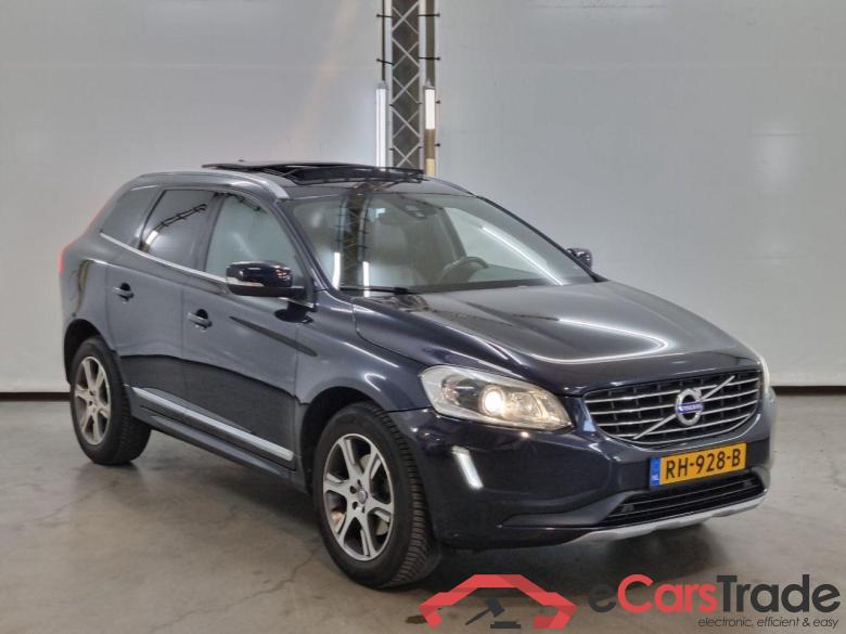 VOLVO XC60 2.0 D3 FWD R-Design #2