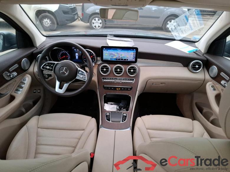 Mercedes GLC 300 e Business Line 4Matic MERCEDES-BENZ GLC / 2019 / 5P / SUV GLC 300 e Business Line 4Matic #5