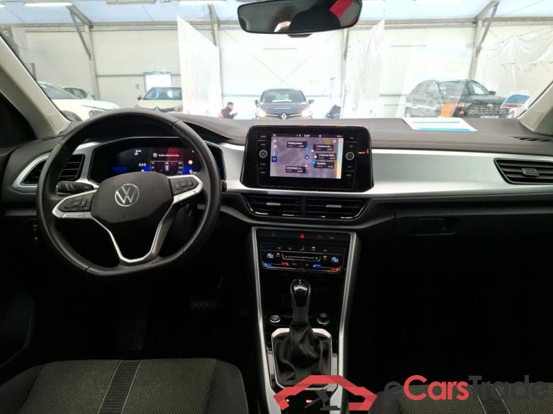 Volkswagen  VOLKSWAGEN T-Roc / 2021 / 5P / SUV 2.0 TDI 150 LIFE PLUS DSG7 #5