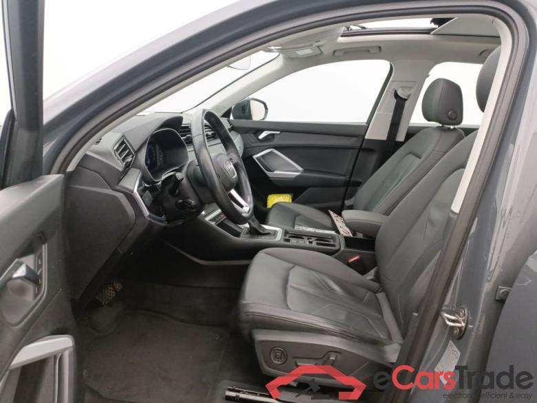 Audi Q3 35 TDI S Tronic Business Edition 5d #6
