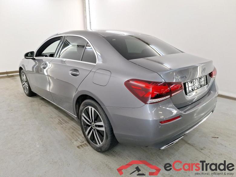 MERCEDES-BENZ A-CLASS LIMOUSINE 1.3 A 250 E BUSINESS SOLUTION DCT #3