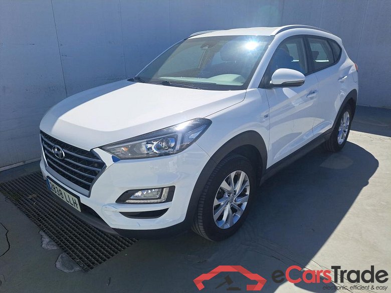 Hyundai 1.6 CRDI 85kW (116CV) 48V SLE 4X2(SP)(SL) HYUNDAI Tucson / 2018 / 5P / todoterreno 1.6 CRDI 85kW (116CV) 48V SLE 4X2(SP)(SL) #1