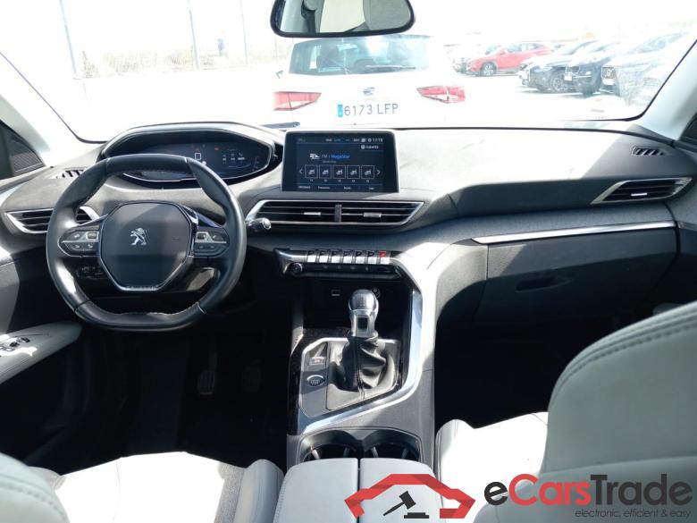 Peugeot 1.5 BlueHDi 96kW (130CV) S&S Allure 3008 Allure 1.5 HDi 130CV MT6 E6dT #3