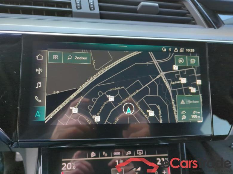 AUDI e-tron  #2