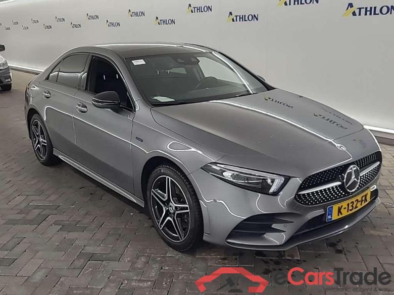 MERCEDES-BENZ A-Klasse Limousine A 250 e 8G-DCT Business Sol AMG Limited 4D 160kW #2