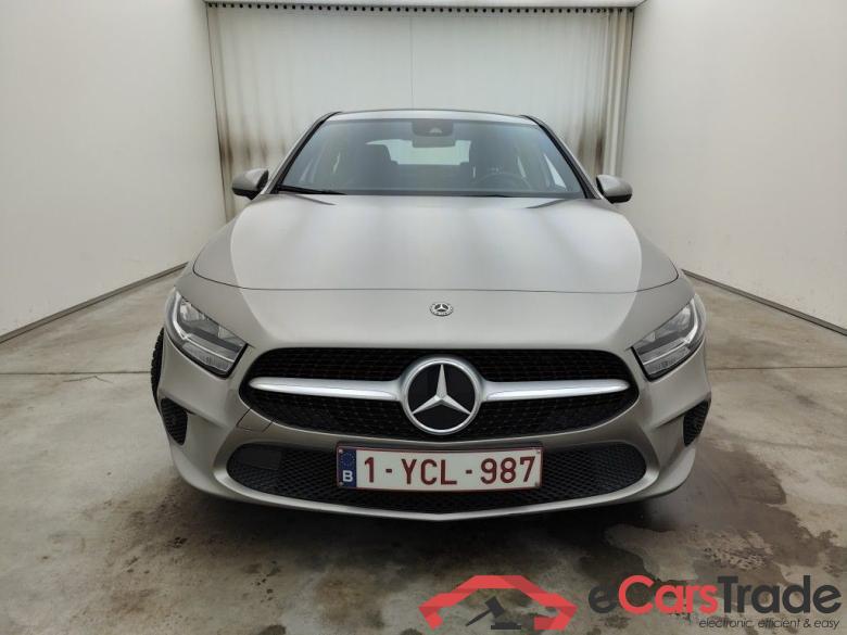 Mercedes-Benz A-Klasse Limousine A 180 d DCT Business Solution 4d #1