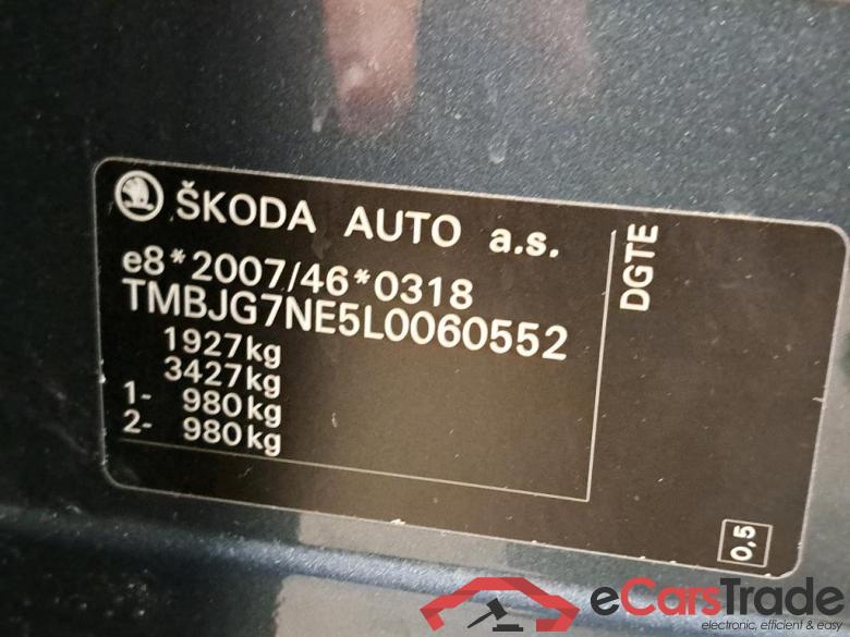 SKODA - SKO OCTAVIA COMBI CRTDI 115PK Ambition Pack Ultimate & Heated Seats & PDC Front & Rear & Removable Trailer Hook #6