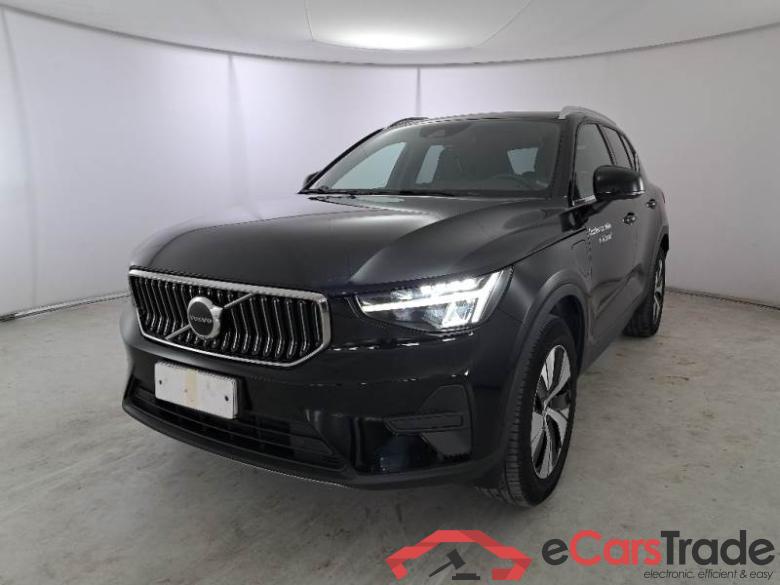 Volvo 11 VOLVO XC40 / 2021 / 5P / SUV T4 RECHARGE PLUG-IN AUTO CORE #1