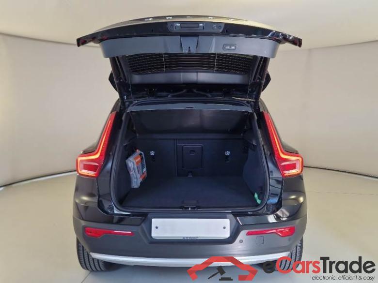 Volvo 11 VOLVO XC40 / 2021 / 5P / SUV T4 RECHARGE PLUG-IN AUTO CORE #5
