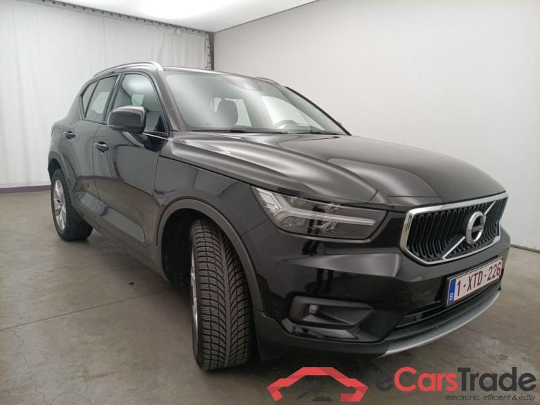 Volvo XC40 T3 Momentum Pro 5d #2