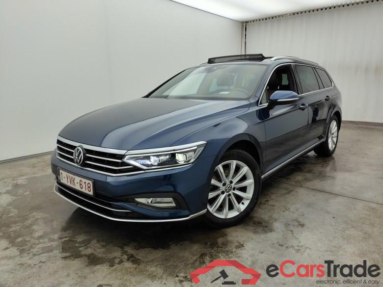 Volkswagen Passat Variant 1.5 TSI OPF DSG7 Elegance Business 5d #4