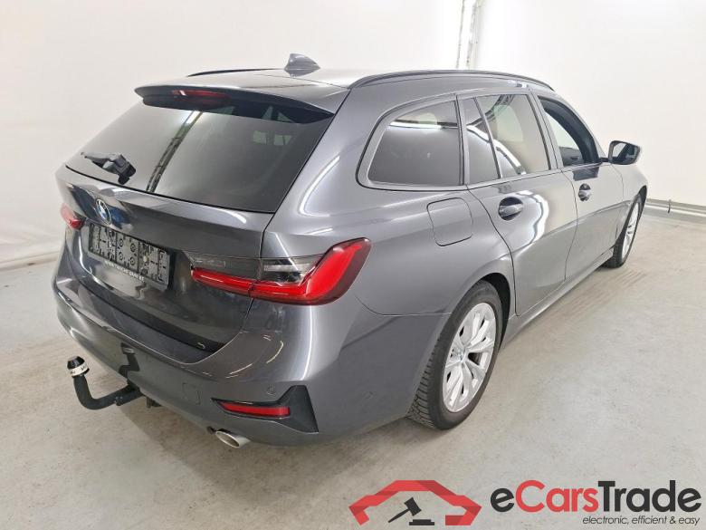 BMW 3 SERIES TOURING 2.0 318DA (110KW) TOURING Mirror Business Plus Model Advantage #4