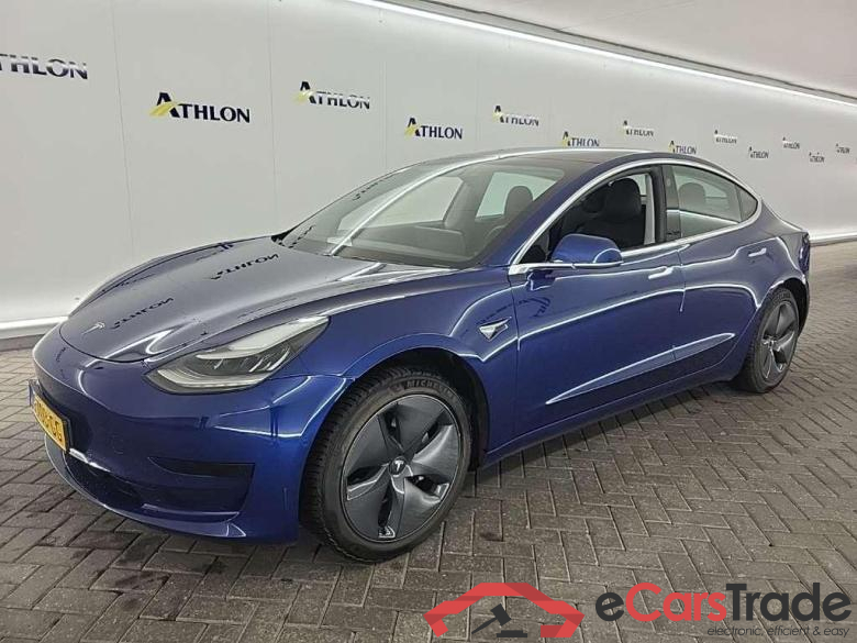 Tesla Model 3 Standard Range Plus RWD 4D 211kW