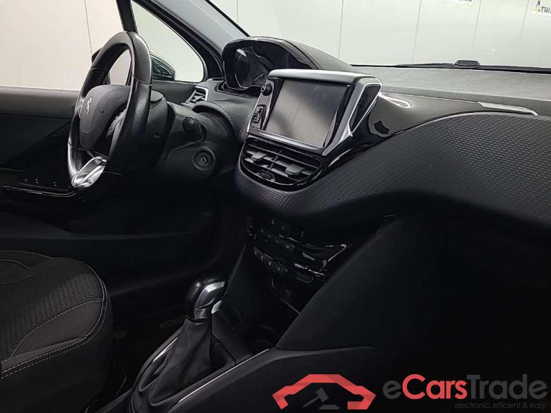 PEUGEOT 208 Blue Lease Allure 1.2 PureTech 82 5D 60kW #6