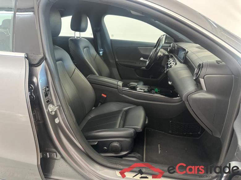 Mercedes CLA '19 Mercedes-Benz CLA 180 DCT Bus. Solution Progressive 4d #3