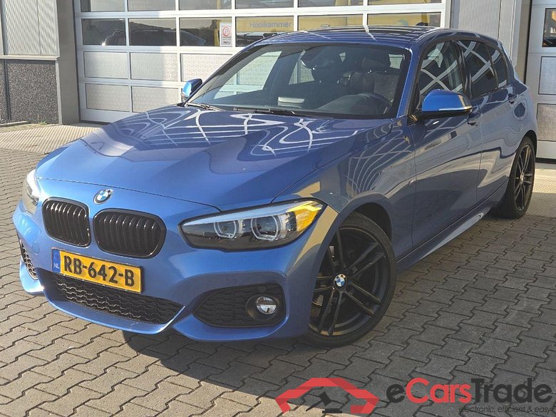 BMW 1-serie 118i Edition M Sport Shadow Executive #1